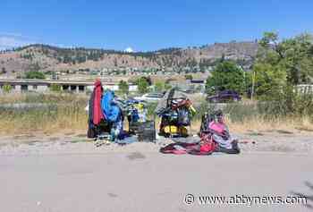 ‘I don’t want to die’: Kelowna’s ‘tent city’ Mama calls for drug reform as 6 lives lost per day in B.C.