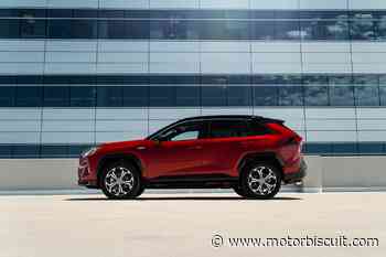 Consumer Reports Ranked These 2 Small SUVs the Easiest to Drive - MotorBiscuit