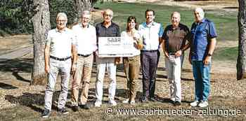 Rotarier aus Lebach-Wadern unterstützen die Tafeln Lebach und Wadern - Saarbrücker Zeitung