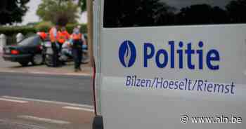 Gouden Volvo rijdt rond met verkeerd kenteken | Bilzen | hln.be - Het Laatste Nieuws