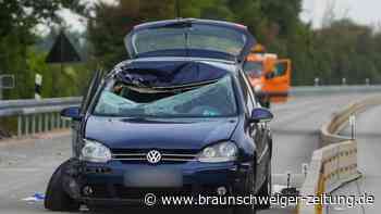 Gullydeckel von Brücke auf A7 geworfen: Waren es innere Stimmen?