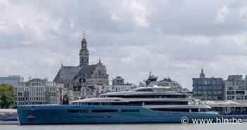 Superjacht van Tottenham-baas voor anker in Antwerpen: schip heeft fitnessruimte, padelbaan (en misschien wel een Picasso) aan boord - Het Laatste Nieuws