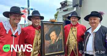 Rubensmarkt in centrum van Antwerpen: Traditie op Moederdag - VRT NWS