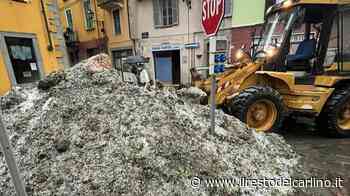 Grandine record oggi a Parma: Bedonia ricoperta da una massa bianca - il Resto del Carlino