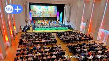 Ludwigsfelde: Rund 2000 feierten die Einschulung im Klubhaus - Märkische Allgemeine Zeitung