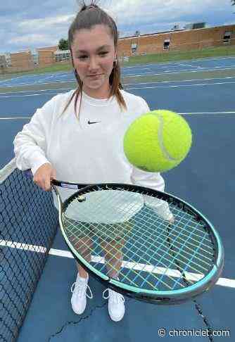 Girls tennis 2022: Singular focus and determination serve Amherst's Elaine Kapalin well - Chronicle Telegram