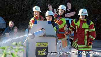 Feuerwehr im Mittelpunkt - Nach der Übung viel Spaß beim Ostdorfer Spritzerfestival - Schwarzwälder Bote