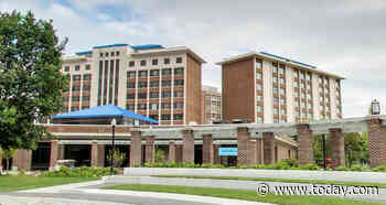 3 Indiana State University students die in fiery  accident