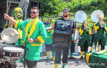 Steinen - In Sattgrün und Sattgelb geht’s voran - www.verlagshaus-jaumann.de