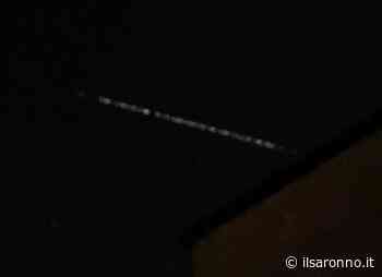 Saronno, Starlink i satelliti di Elon Musk attraversano il cielo saronnese - ilSaronno