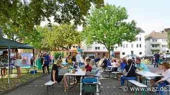 Viele Nachbarn feiern Fest auf dem Karl-Marx-Platz in Witten - WAZ News