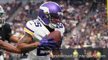 Vikings release Albert Wilson, waive Jullian Taylor