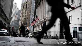 72% of economists expect a US recession by the middle of next year