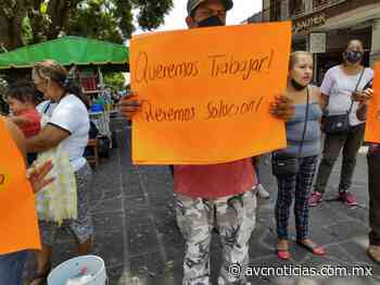 Comerciantes protestan por desalojo en el parque de Coatepec - AVC Noticias