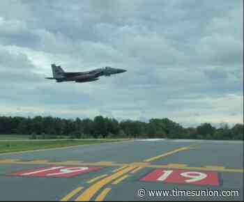 Twin F-15 fighter jets roar over Albany