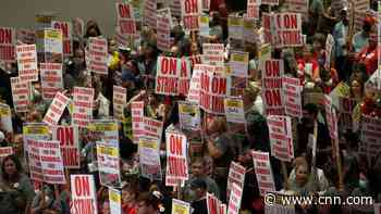 Teachers at Ohio's largest school district vote to strike just as school starts