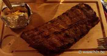 Sixtijn serveert ribbetjes bij Bloemencorso | Dendermonde | hln.be - Het Laatste Nieuws