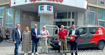 Sparkasse Neunkirchen spendet zwei Neuwagen für soziale Einrichtungen - Saarbrücker Zeitung