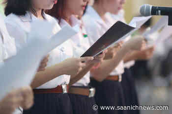 Sooke Community Choir set to sing again - Saanich News