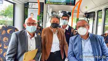 Busverkehr: Nach 20 Jahren geht es ohne Umstieg von Zeitz nach Altenburg - Mitteldeutsche Zeitung