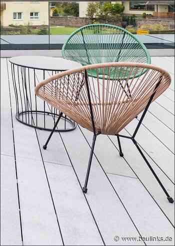 Cafeteria mit hellem Sonnendeck dank Cedral Terrassendielen aus Faserzement