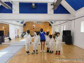 Harrow Club launches fencing lessons with support from the Leus Family Foundation - Harrow Online