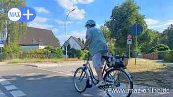 Falkensee: Friedrich-Engels-Allee wegen Bordsteinkanten in der Kritik - Märkische Allgemeine Zeitung