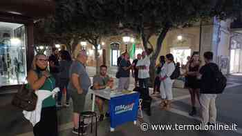 Serata ItalExit in piazza Monumento, candidati e attivisti assieme a Paragone - Termoli Online