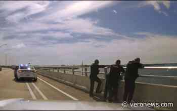 Police save man from jumping from Alma Lee Loy Bridge - All News, Featured News Main, News - alma lee loy bridge, Indian River County, police save man from jumping, Vero Beach Police Department - Vero News