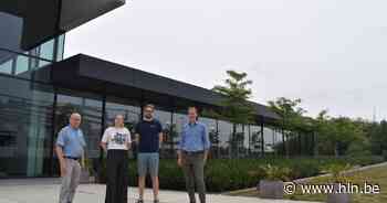 KEMPENSE KLEPPERS. Achter de schermen bij Drukkerij De Melle, die bijsluiters maakt voor medicatie en spelletjes wereldwijd: “We bevoorraden de wereldmarkt in de farmaceutische sector” - Het Laatste Nieuws