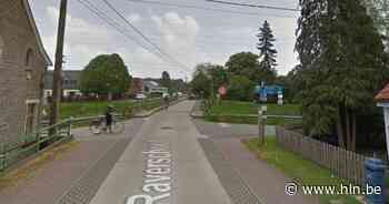 Raverschootbrug op grens Eeklo en Adegem moet dicht voor werken - Het Laatste Nieuws