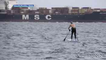 Pieter-Jan Buekens uit Haacht steekt het kanaal over met een supboard voor het goede doel - ROB-tv