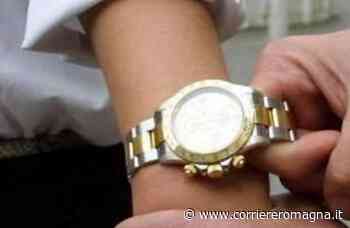 Strappa il Rolex a turista e fugge a Cervia. Blocato dai passanti - CorriereRomagna
