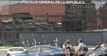 Destituyeron en FGR a 12 por obstruir caso Iguala - El Economista