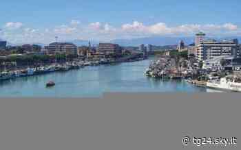 Arta,nel fiume Pescara gasolio e frazioni di idrocarburi pesanti - Sky Tg24