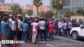 Qatar deports migrant workers after wage protest