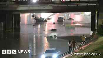 Texas flash floods leave cars almost underwater