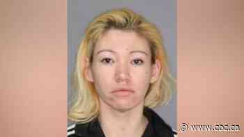 Suspected driver in fatal Saskatoon hit and run turns self in to Edmonton police