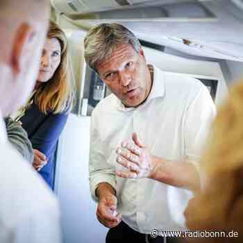 Flug ohne Masken: Kritik an Scholz, Habeck und Medien - radiobonn.de