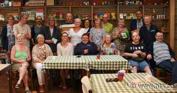 Bpost bedankt vrijwilligers die stationshub proper houden | Kortemark | hln.be - Het Laatste Nieuws