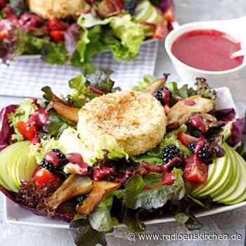 Salat mit gebackenem Camembert - radioeuskirchen.de