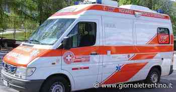 Frontale tra moto e autobus: un ferito grave vicino a Merano - Trentino