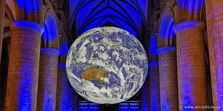 Gaia – a large glowing earth will float inside Southwark Cathedral