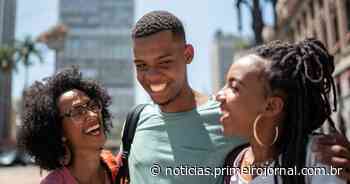 Feira de Santana: Projeto oferece cursos de formação gratuita a jovens negros - Primeirojornal