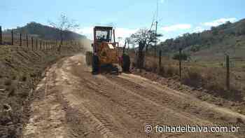 Secretaria de Agricultura de Itaperuna recupera a Estrada Vicinais - Folha de Italva