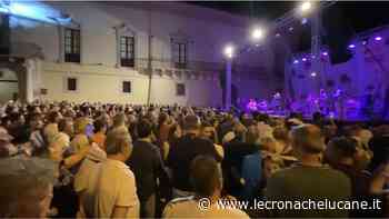 L'ESTATE RIPORTA LA GENTE NELLE PIAZZE DI MELFI - Cronache TV