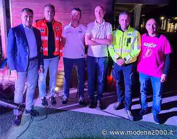 Pavullo: l'abbraccio della Comunità ai sanitari - Modena 2000