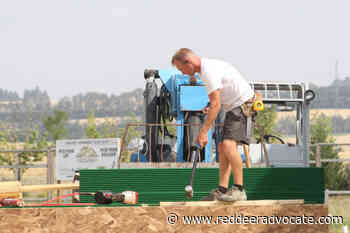 House builders say they are busy - Red Deer Advocate