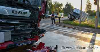 Ulm: Zusammenstoß zweier LKW auf ampelgeregelter Kreuzung - DONAU 3 FM