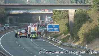 Großbrand an der A31 bei Dorsten